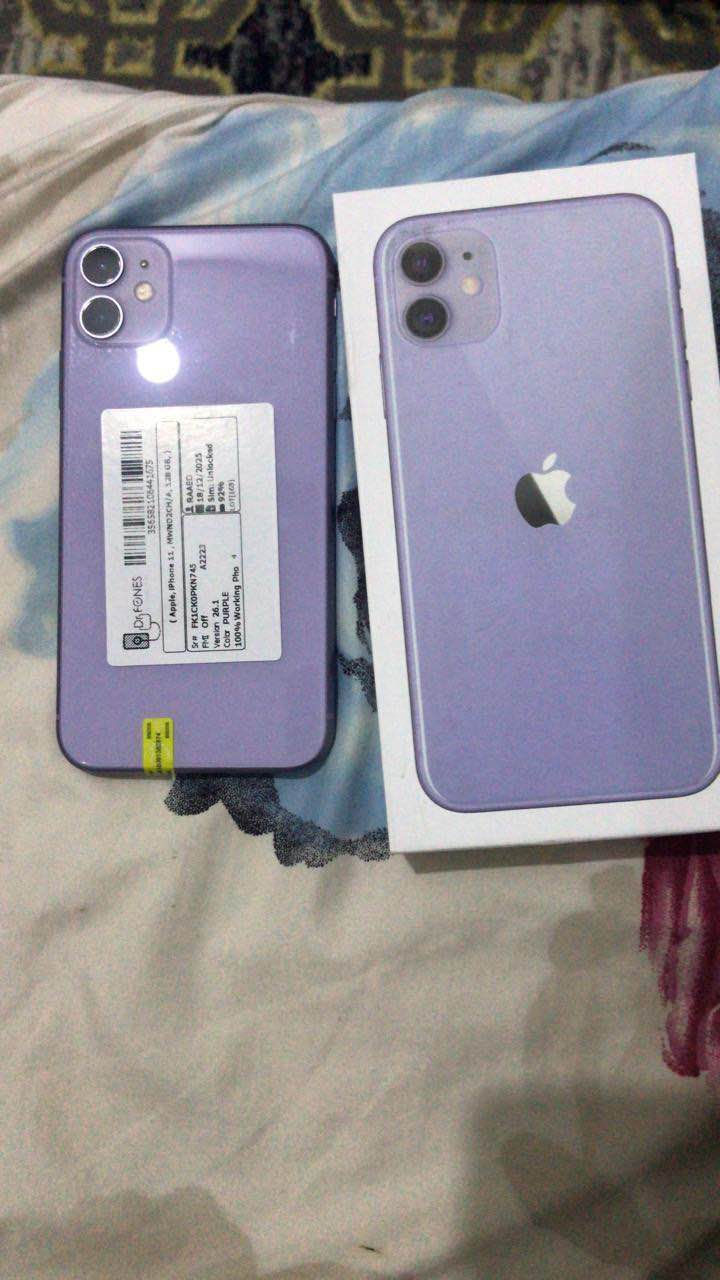 ايفون 11 عادي لا مبدل ولا مفتوح نضافه 100 / 100 بطاريه 92 اتصال *********** الزبير, البصرة
