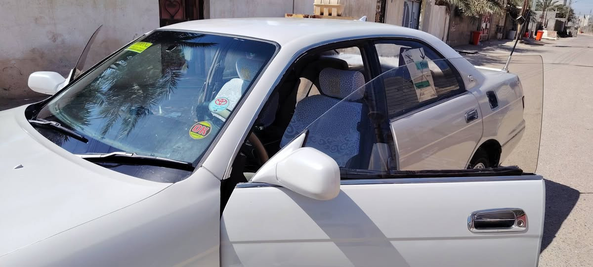 السلام عليكم من رخصت الادمن بطه فصل مديل 94 سياره احله من الصوره  مكفوله من الكص والنقل والضربه
محرك ويكير نضاف شرط رقم بصره
مكان السياره بصره ابي الخصيب السعر 55 وبيها مجال قليل كلش
***********
