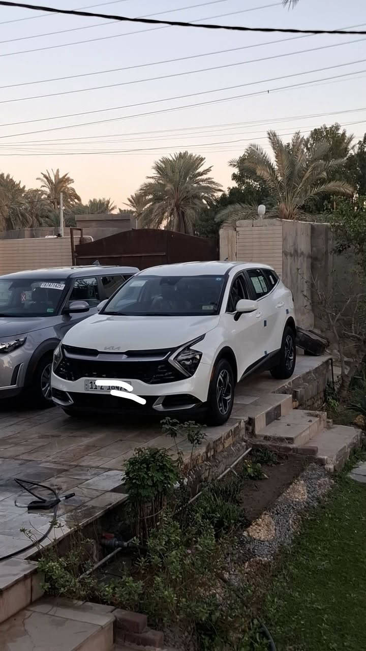 السلام عليكم
للبيع 

كيا سبورتج

موديل2023

رقم بغداد

تسجيل جديد 

رقم الجديد

مواصفات عاديه

مكينه2500

صبغ بنيد 

وتبديل جاملغ

ماشيه22

***********

بي وات ساب
