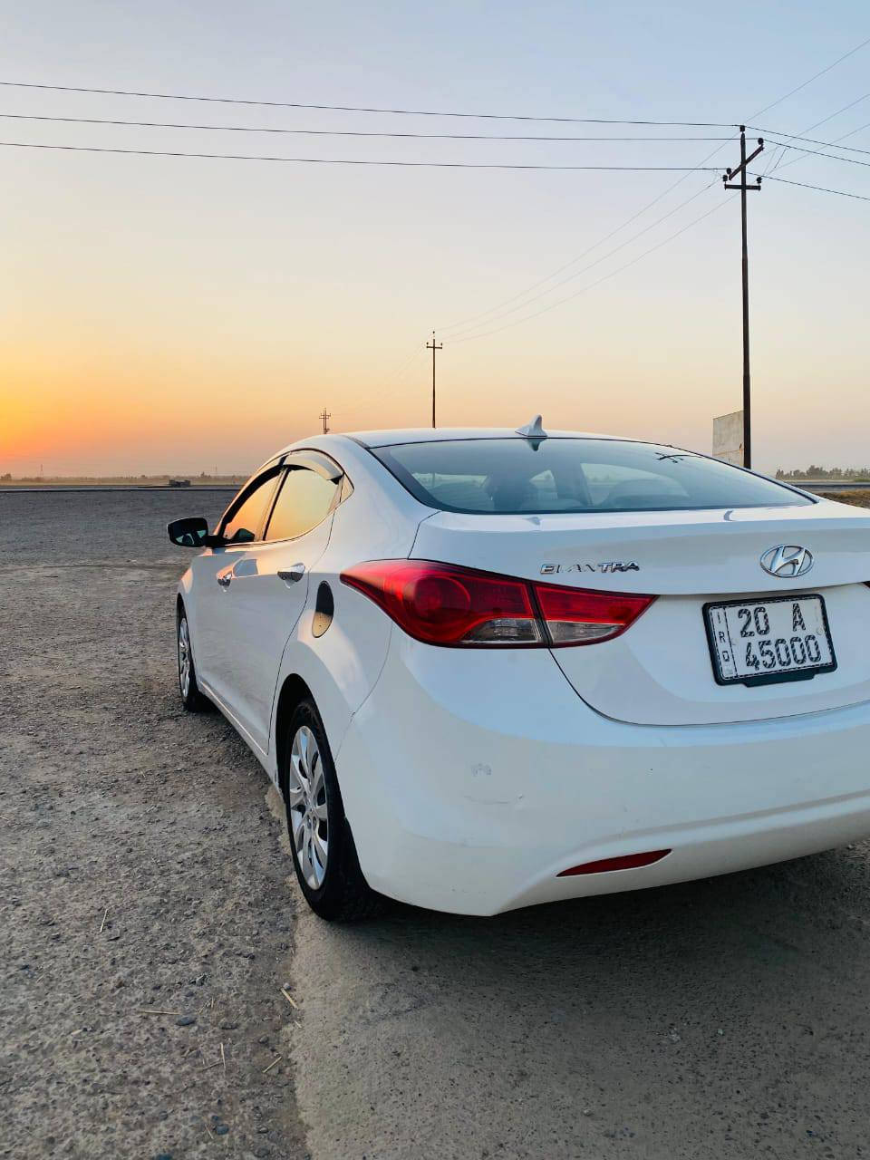 سلام عليكم الانترا /2011/وارد امريكي باسمي رقم مميز تبريد تتفئا شرط تخم تاير صدر شرط محرك كير شرط رقم مميز بدون تبديل بيها صبغ اثر شخوط بدون دواخل ليبول واحد شرط الداخل بيجي المرغوب /العنوان ديالى/***********
