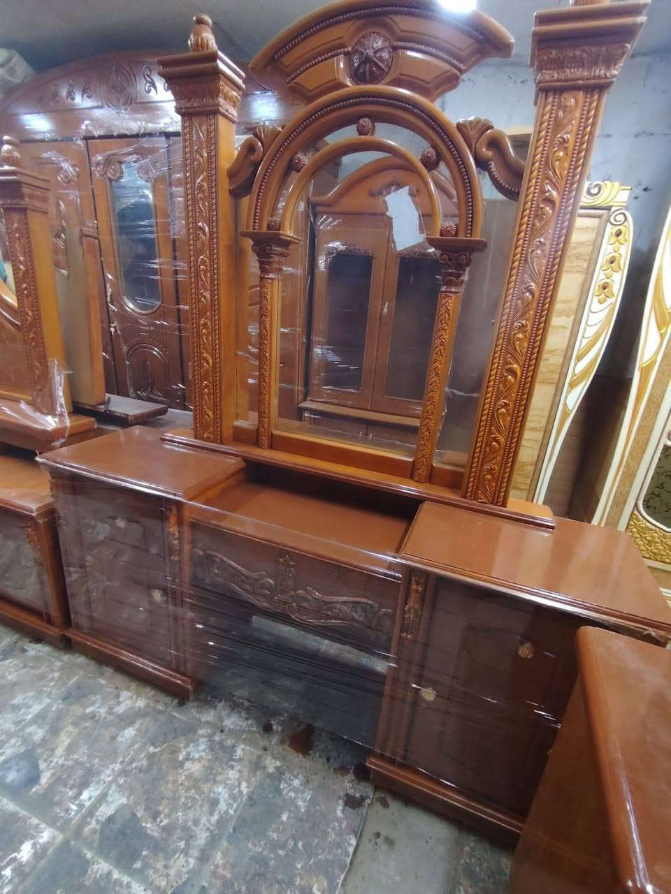 غرفه صاج  وسعر 650توصيل موجود نضيفه كلش حجز ***********
