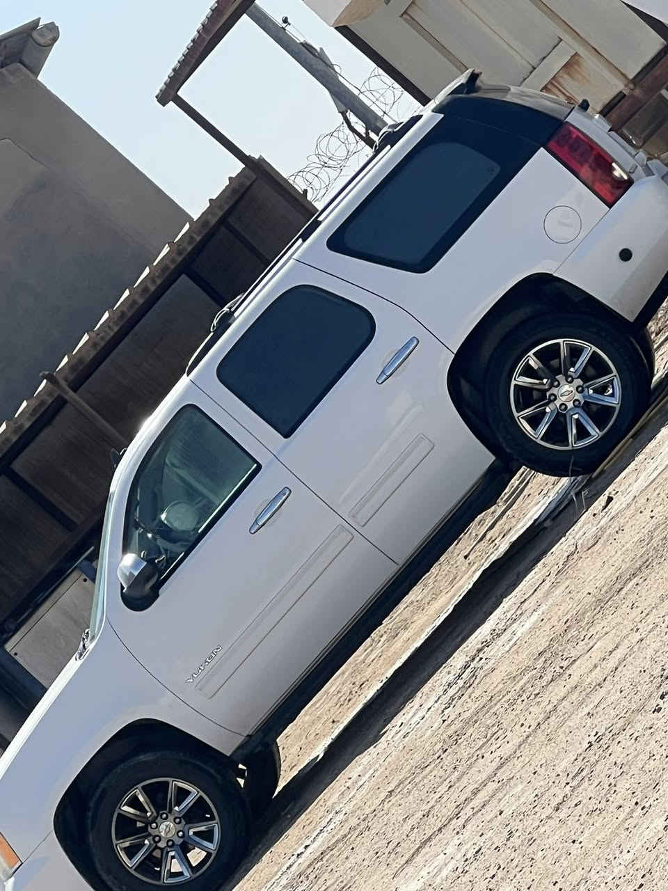 سلام عليكم يوكن بتره موديل 2013محرك 5300 زاد منضومته غاز  مكفوله من لضربه لقويه شرط ربكات كله سليمه ستخدام شخي ***********تصل وبيك خير ودلل
