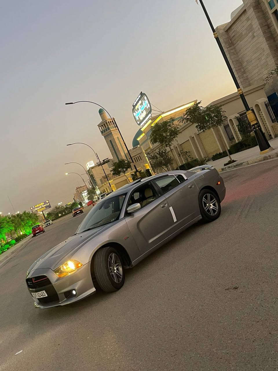 سلام عليكم جارجر ١١ فول موصفات رقم بغداد بسمي حادث جاملغ وبنيد وبل عراق بيه صبغات سونار بل منشور سياره كلش جديده استخدام شخصي ما مشتغله خط مكان كربلاء *********** السعر ١٤٠ وبيه مجال
