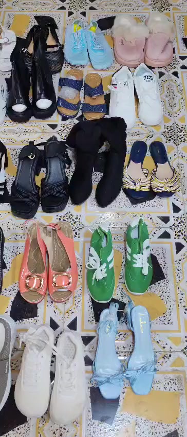 السلام عليكم شلعه احذيه ×بوتات× جراكز شحاطات× امزون اصلي اكثر شي DHi القياسات مختلفه42×43×45×46×47×39×35


**إذا كنت صاحب هذا الإعلان وتريد حذفه لأي سبب، رجاءا أرسل رسالة إلى الدعم الفني**