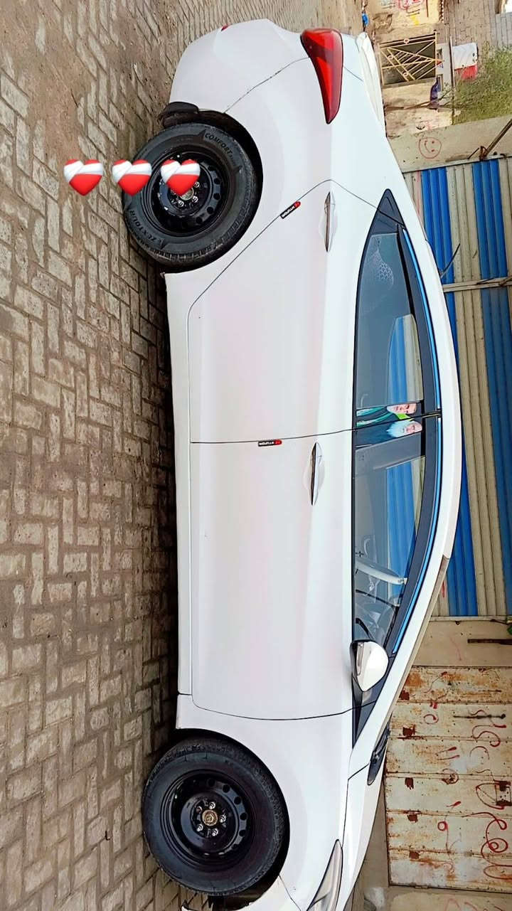 النترا ٢٠١٦ خليجي مكفوله ضربه وتبديل بيها صبغ الداير الخلفي جهة السائق والدوس  باقي السياره مكفوله حتى من البارد 
رقم ذي قار مشروع وطني راعيها يمي بالبصرة وشرط يريد تحويل سنويه ل٢٨
حجم المحرك ١٦٠٠دوش مامفتوح 
السياره جاهزه من كل النواحي مابيها نقص برغي بالعافيه ع لياخذها 
السعر 105بيع او مراوس بدون احراج مابيها مجال بالسعر 
***********
العنوان البصره شارع التأميم
