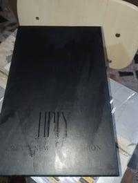 ملابس • قياس ٤٠ • للبيع