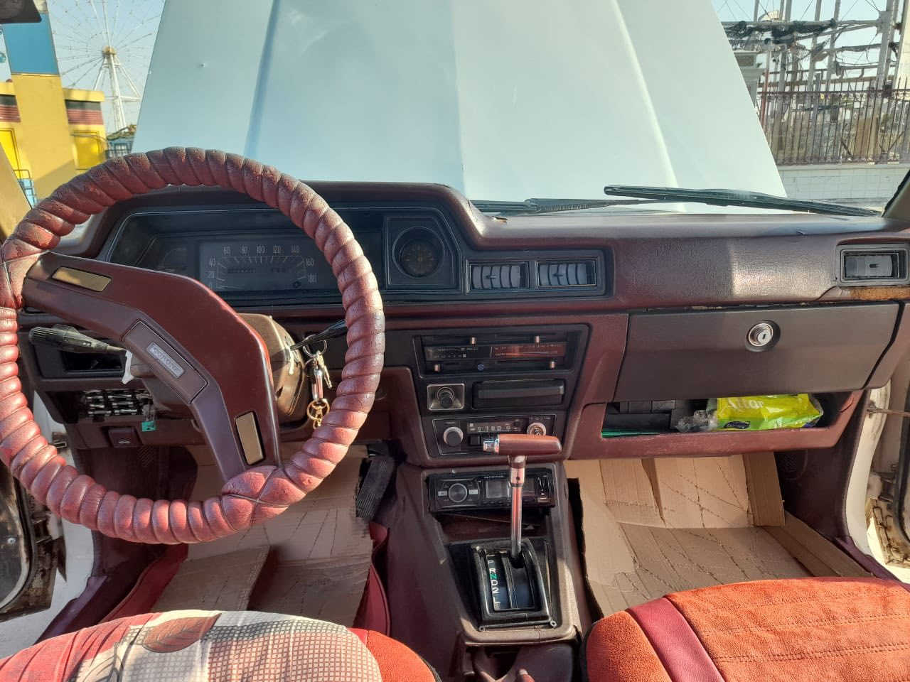 السلام عليكم كرونه٨٠بلاديه گير أوتوماتيك بلادي تبريد باسمي السنويه تنتهي٢٠٣٠ و التحويل ببغداد  مكانها بغداد حي الجامعه خلف أكاديمية الصم والبكم صبغ حزام فقط السعر 45$ و بيهة مجال للشراي ، للاتصال علي  ***********.
