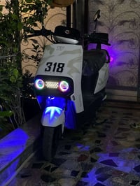 دراجه شحن للبيع 6 بطاريات  دراجه  نضيفه بيها ضربه صغيره  بل وجه  بطاري...