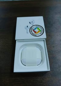 سماعه ايربود جيل 4  ANC  ام عزل  ضمان ماستر اصليه استعمال قليل جدا سعر...