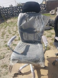 لل بيع وانسب الاسعار  كراسي وميز طعام 07816860779