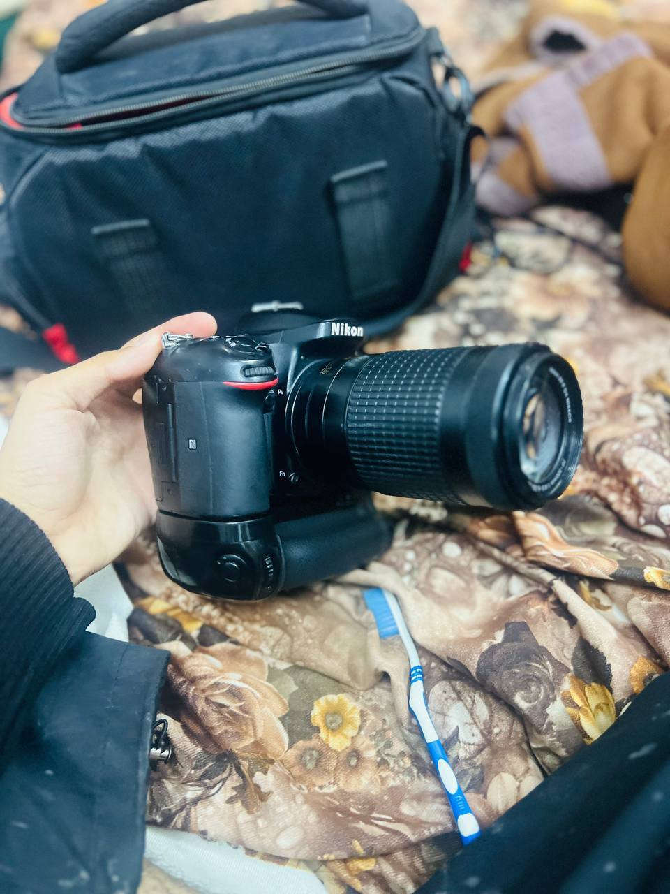 للبيع او المراوس 
نيكون 7200 مع عدسه ٧٠ ٣٠٠
ملحقاته 
جنطه حزام حافظة جلاتين جهاز نقل بطاريتين كرب شاحنه 
متوفر توصيل جميع محافظات العراق 
السعر خاص


**إذا كنت صاحب هذا الإعلان وتريد حذفه لأي سبب، رجاءا أرسل رسالة إلى الدعم الفني**