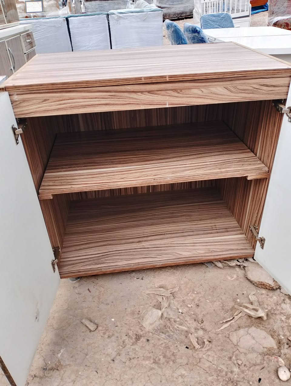 كل ماهوه جديدة تجدونهو في اسواق التساهل العنوان جنوب الموصل قرية تل واعي مقابيل المدرسه القديمه الابتدئيه للبنات 
كافه القراض اسواق التساهل جميع الملابس الباله والقراض الباله


**إذا كنت صاحب هذا الإعلان وتريد حذفه لأي سبب، رجاءا أرسل رسالة إلى الدعم الفني**