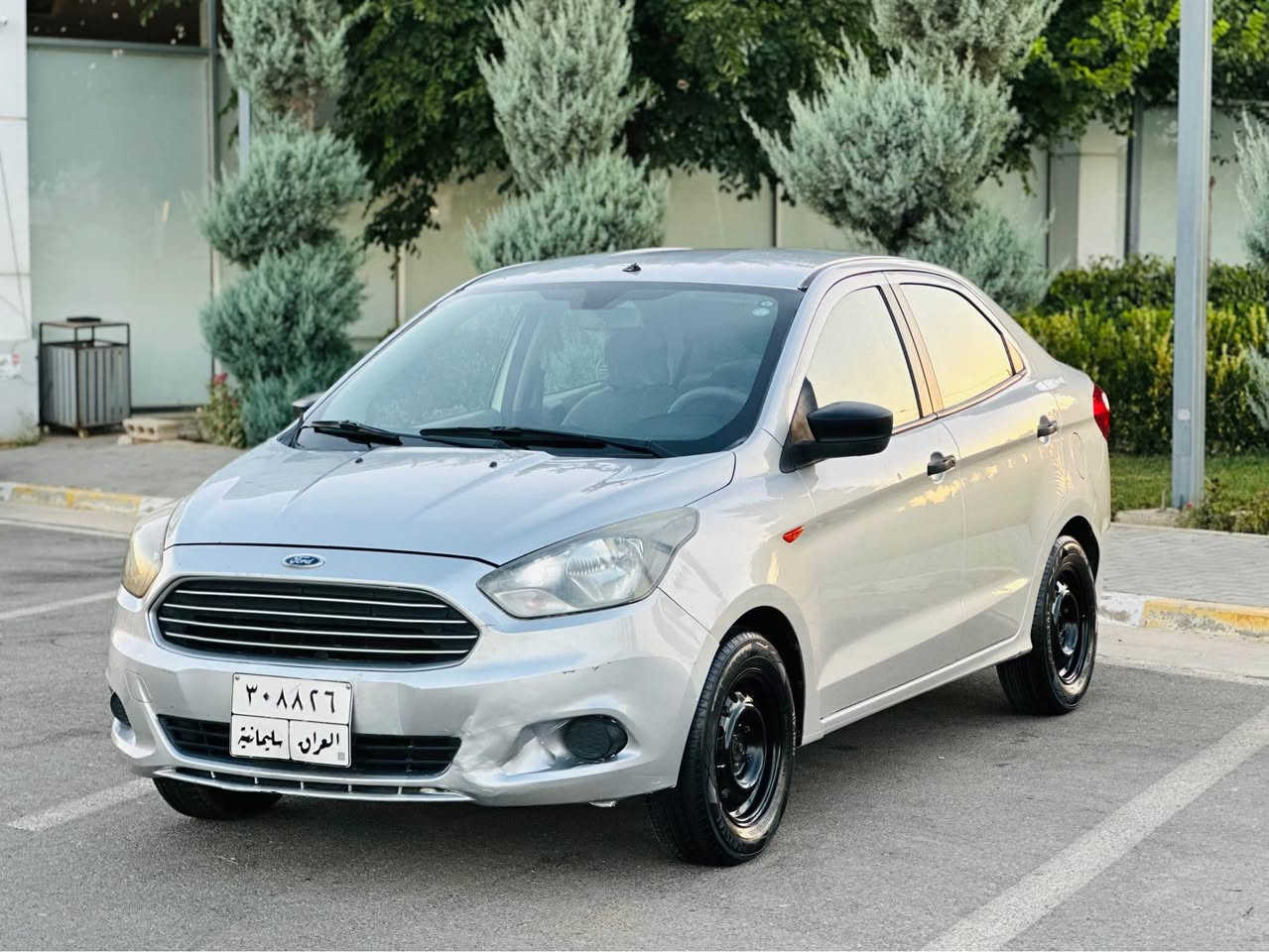 Ford Figo 2016 📦

فۆرد فیگۆ ٢٠١٦ 
سەیارەکە بێ بۆیاخە 
گێڕ و مەکینە و کارەباییات بە شەرت 
مەکینەی نەکراوەتەوە 
گێڕی نەکراوەتەوە و تەپەی گێڕی نییە 
سەیارەکە زۆر نموونەیە و ماڵی دۆستە 
تەقە و ڕەقەی نییە 
سەنەوی بەسەر نەچووە 
تایەی تازەیە 
تەبرید و هەموو شتێکی بە شەرت 

سعر : 70$ 

📞 *********** السليمانية, العراق
