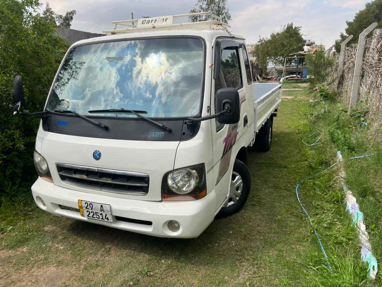 السلام عليكم كيه موديل 2003 رقم واسط نكليزي رقم شاصي واضح بلادي محرك 3000 شاصي مكفول من كسر ولحيم وقواطي السيارة تخم تاير جديد صبغ حزام جماليه محرك حاويه كير وكسن وشاصي كفاله عنوان بغداد الجديدة *********** السعر 76 وبيها مجال بصيط
