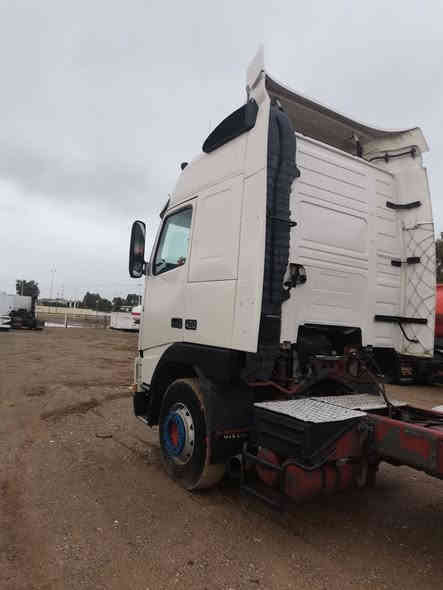 سلام علیکم
فالفو موديل ٢٠٠٢
كير محرك بشرط
حصه كاز بيها كركوك
شاصي بشرط
تايرات جديد
بل سنويه جادر
سعر 95 بيها مجال هاذا رقامي ***********
***********
 ***********
مكان كركوك حولي اليلان قرب حي صناعي الجديد
