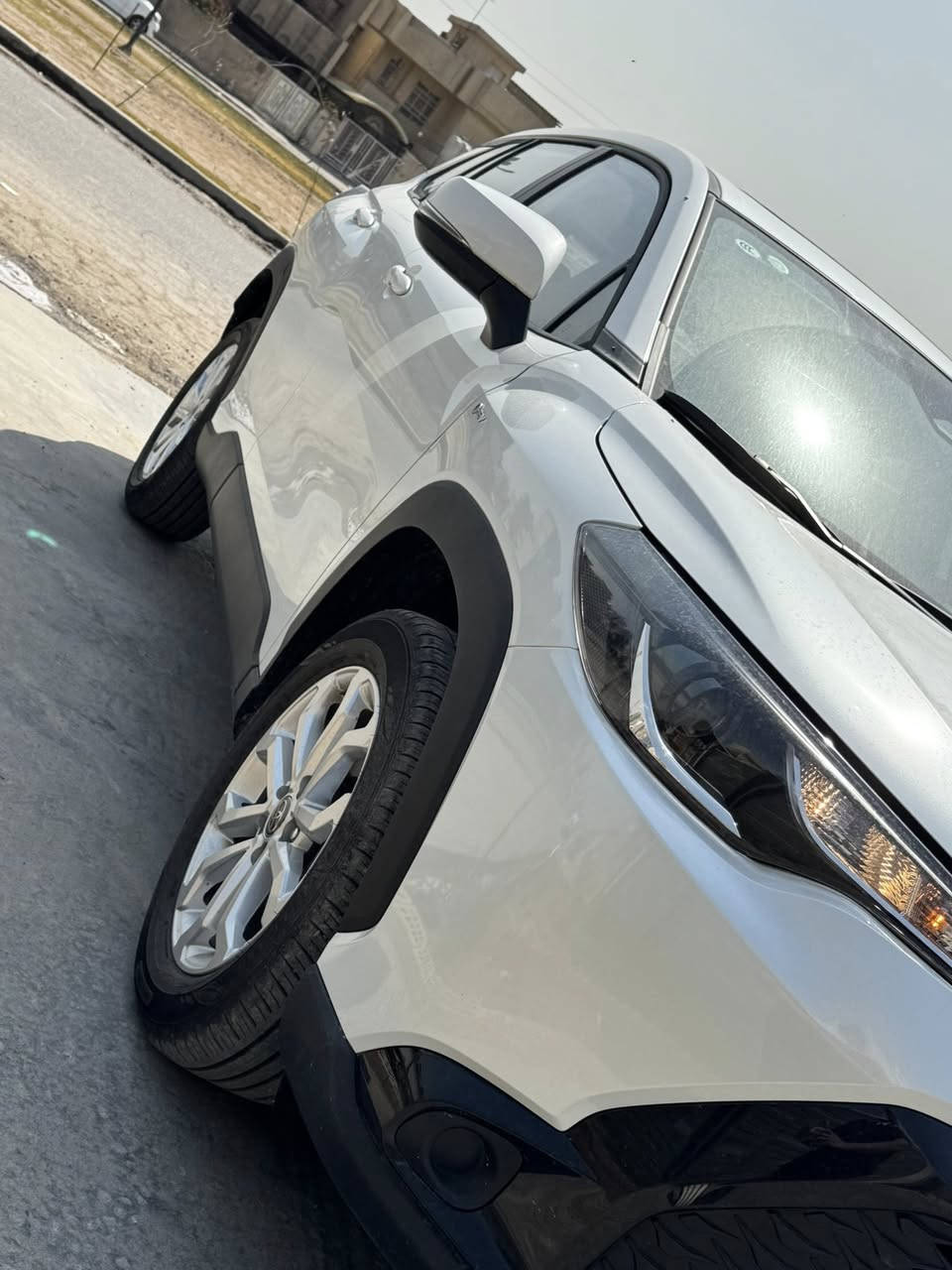 تويوتا فرونت لاندر رقم بغداد ألماني مشروع وطنيّ سنويه 2030 تحويل ثاني يوم مكفوله كفاله عامه مكفوله من الصبغ والضربه  والبارد والشخط والرصعه السياره بعدهة زيرو على وضع الشركه ماشيه 2500 
المواصفات 
1-بصمه 
2-فتحه 
3-اوتو هول 
4-سايد بريك دكمة 
5-كأمره دواره 
6-كشنات مخمل 
7-مانع تصادم 
8-تحديد مسار  
السعر 26.250 وبيهة مجال  العنوان بغداد 
الهاتف ***********
