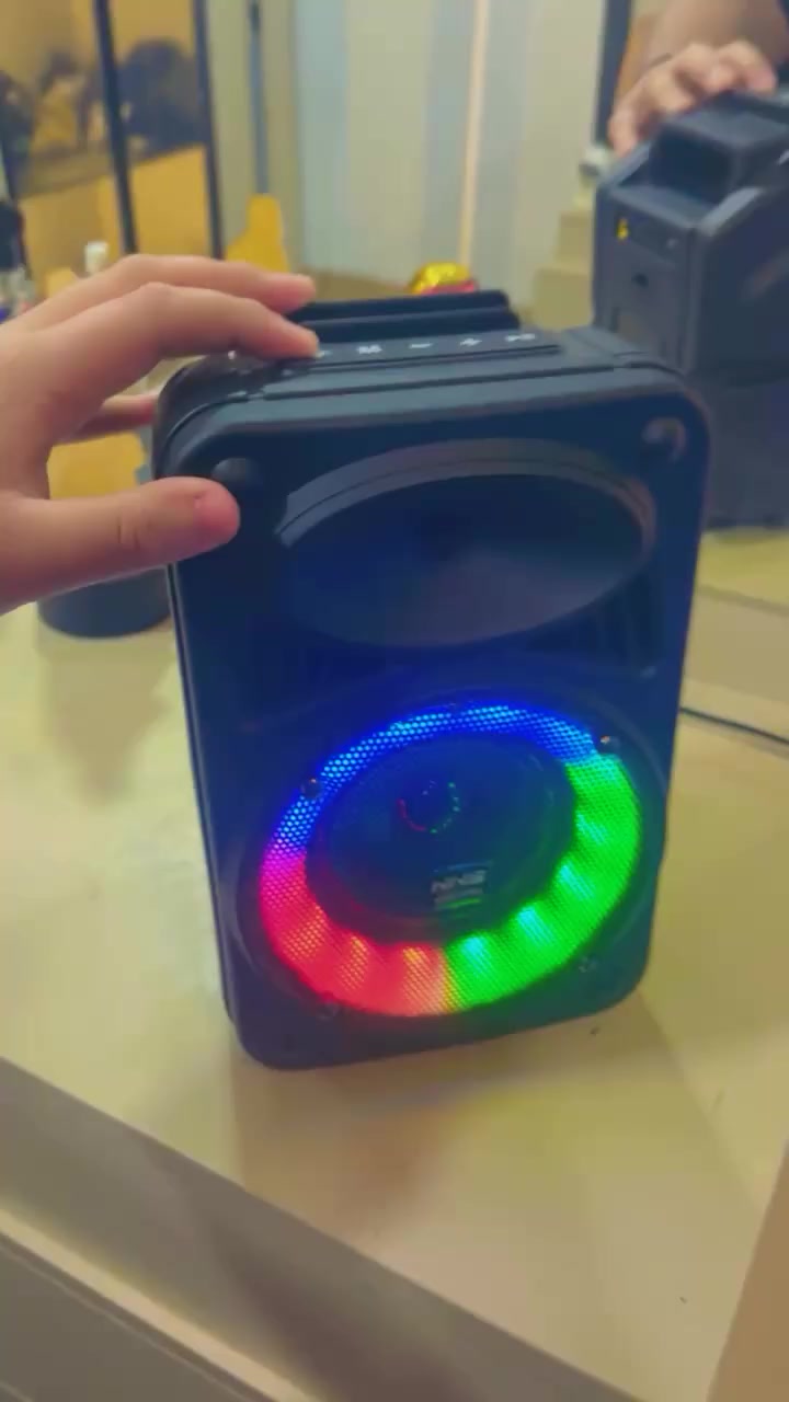 سلام عليكم  غراض كيمنك بسيطه للبيع                   1//رنك لايت حجم جبير بي اكثر 100تفاعل                          2/ رجل الفضائي اناره سقفيه وسبيكر بنفس الوقت     3/ ديجي مع فلاش ضوه ودمام بنفس الوقت                  4/ديجي فقط مع اناره ارجيبي صوت عالي لون اسود   5/ اناره عاموديه تفاعليه جداً حلوه قياسه متر وشويه 6/ فيفا 2024 انكليزي مال بلي فور 
العنوان /اربيل عينكاوه 
الرقم/***********
الاسعار مناسبه جداً لين مستعجل
