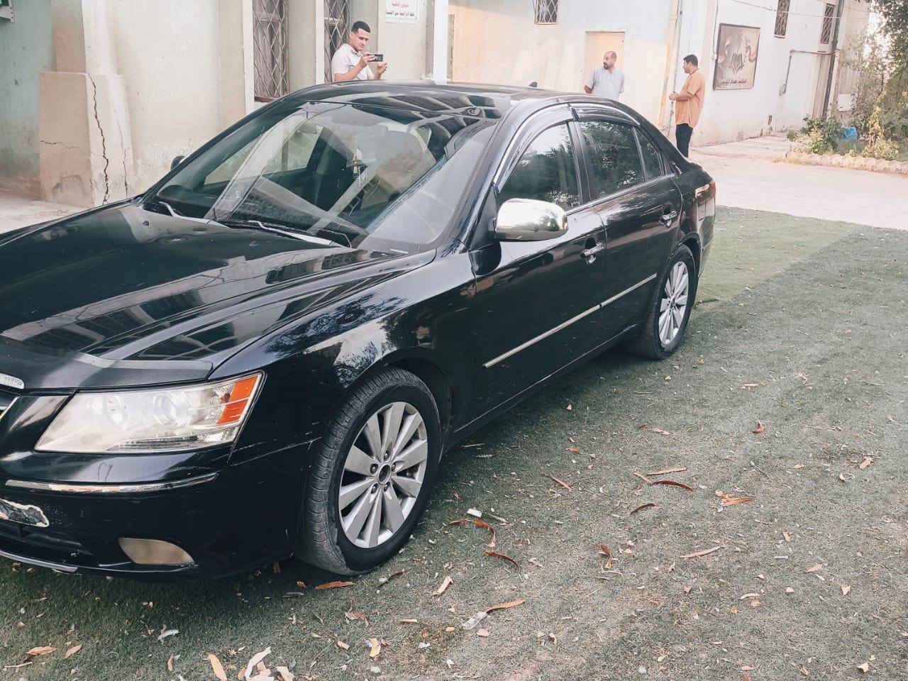 السلام عليكم
هونداي سوناتا موديل 2009 فول Limited 
لمتد /محرك ستة سلندر 3300
رقم بغداد مشروع وطني/
 حادث جاملغ امامي الباقي ليبل واحد 
حداديه صدر امامي خلفي جديد 
 فتحة سقف سلايد / 
غرفه نظيفه ومساطر صاج 
كشنات جلد / كرسي كهرباء 
تبريد بيانو منظومه جديده ثلج 
هيتر تدفئة كشنات / سماعات انفنتي 
 بيها ملاحظات شخوط بسيطه 
/ تحكمات ستيرن السعر 95 بيها مجال بسيط 
العنوان بغداد/***********
