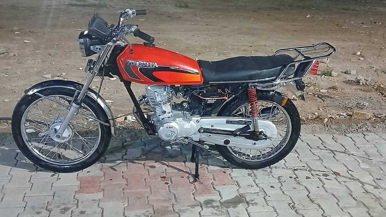 اربعه كير ارشا ٢١  للبيع اورراق السعر٥٥٠ 
للاتصال***********
