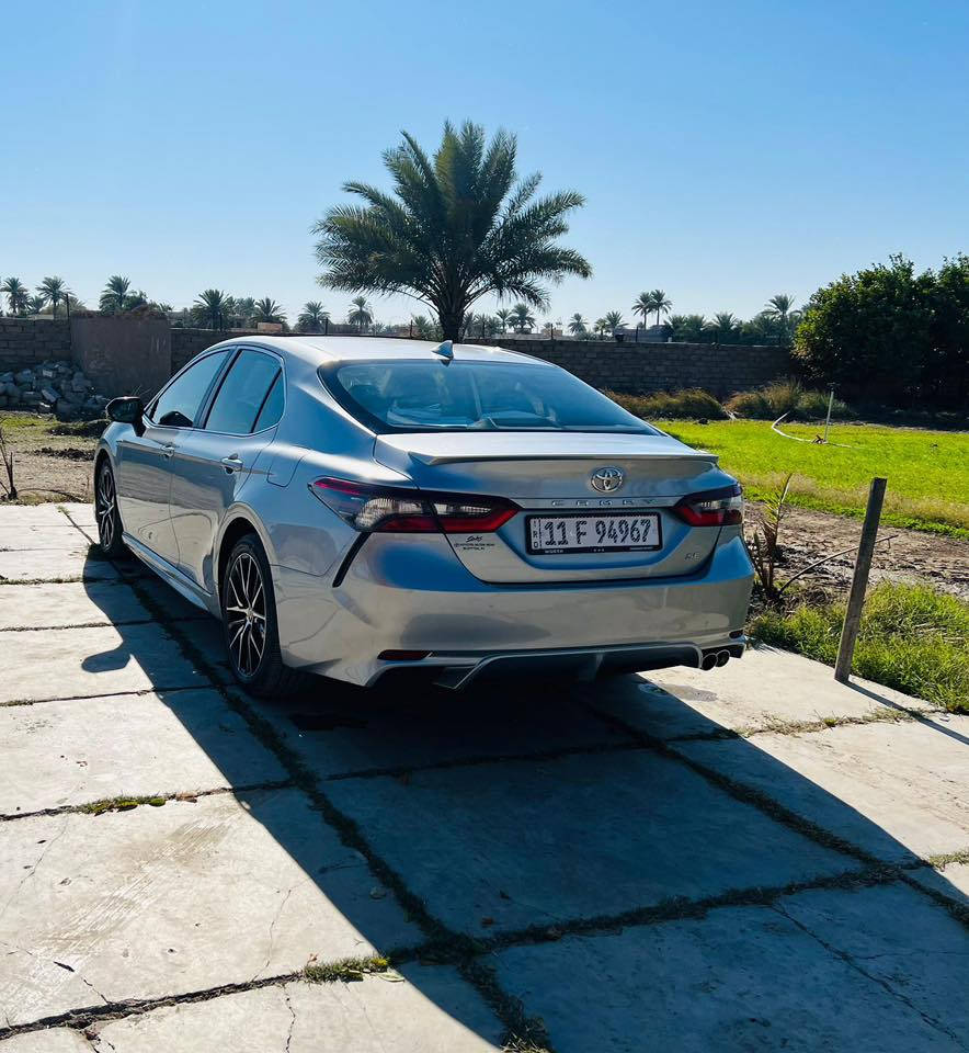 كامري 2024 SE لون سلفر
رقم بغداد تحويل او وكاله 
ماشيه 28 الف ميل 
بنيد وجاملغ صبغ (قطعتين )
كامره خلفيه 
نقطه عمياء 
قياده ذاتيه 
كروز سرعه 
كشن كهرباء 
داخل لونين 
حساس خلفي امامي 
كار بلي 
السعر 190 وبيها مجال بسيط 
. 
تواصل على هالرقم 
***********
