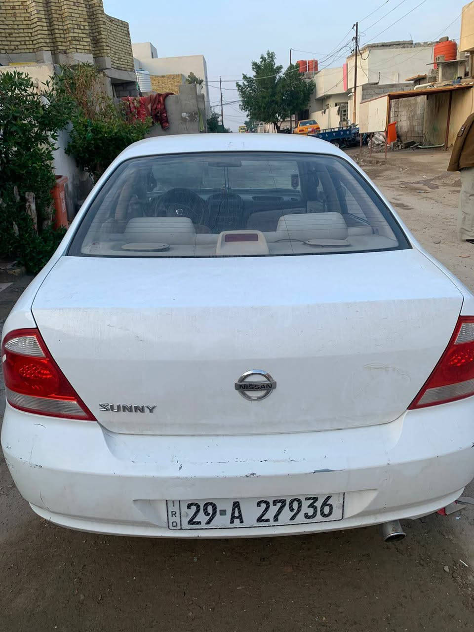 سلام عليكم نيسان للبيع رقم واسط دولي سنويه لا 30 تحويل ثاني يوم سياره جاهزه من كلشي  تبريد ثلج تخم تاير جديد حداديه جديده مكان السياره كوت مركز المدينة السعر 105 لا تصال على الرقم ‏‪***********‬‏
