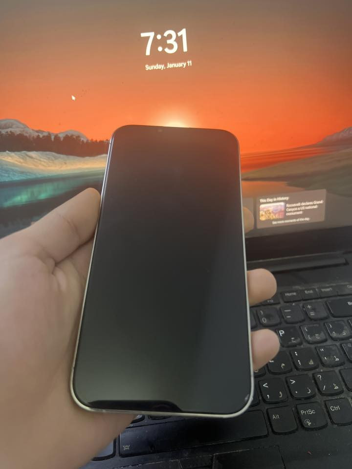 13 برو ماكس مبدل شاشه فقط ذاكرة 128 تك سيم الجهاز نضيف كلش كدام عينك السعر 500 قفلو للتواصل مراسلتي واتس ***********
