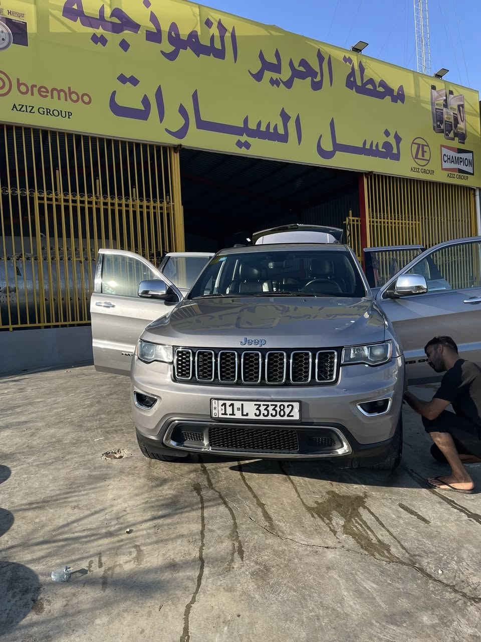 السلام عليكم 

جيب موديل ٢٠٢١ لمتد

المواصفات
فتحه 
جنطه كهرباء
شاشه جبيره
حساسات
توقف ذاتي
رقم بغداد
مواصفات التمد معروفه حادثها باب السايق وجامرلوغ 
بدون دواخل وبدون ايرباك سلميه والشراي يراسلني ادزه صور الحادث
للاستفسار الاتصال على هذه الرقم ***********
