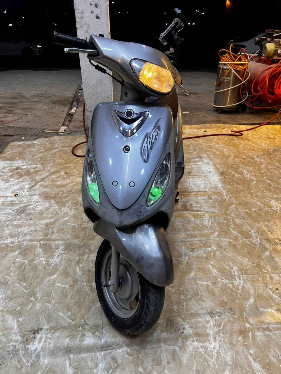 سلام عليكم
دراجه ماكس قجمه الله شاهد دراجه مكفوله من كلشي
رمبه مختمه كهربائيات كلها شغاله نكر سلف سعرها 900 وبيها مجال حكك الجيه ‏رقمي شغال وتساب وشريحه‪***********‬‏
