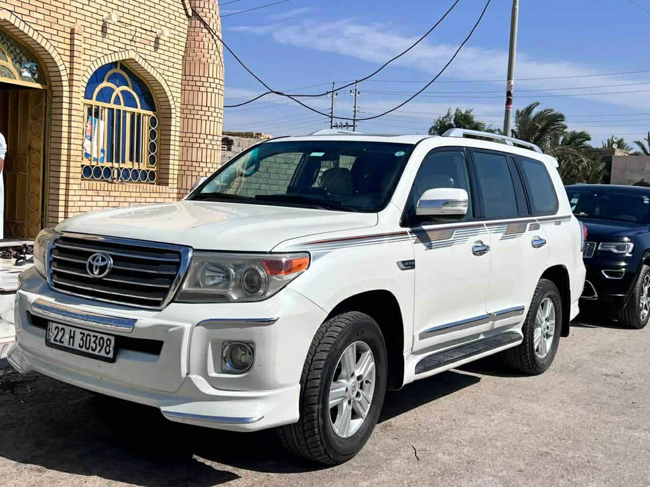 سلام عليكم لاندكروز موديل ١١ مكفوله كفاله عامه لبيع مكان الناصريه السعر ٢٩٠ وبيه كجال رقم الجوال ***********  محدثه ١٤
