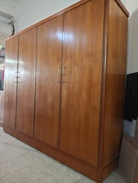 قنصور ٤ باب • ارتفاع ٢م • طول ٢٤٤سم