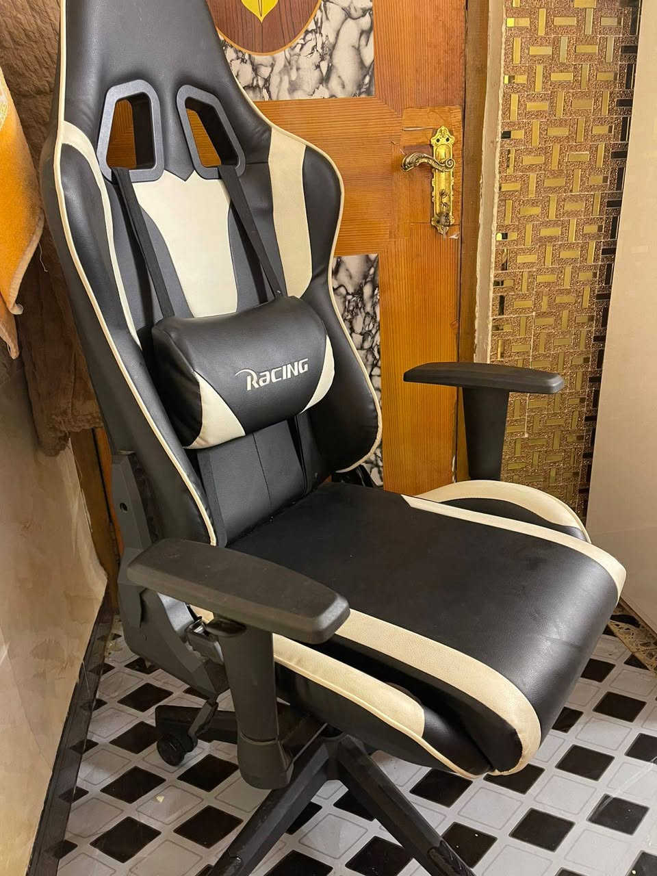 كرسي اخو جديد ب 125 بي مجال


**إذا كنت صاحب هذا الإعلان وتريد حذفه لأي سبب، رجاءا أرسل رسالة إلى الدعم الفني**