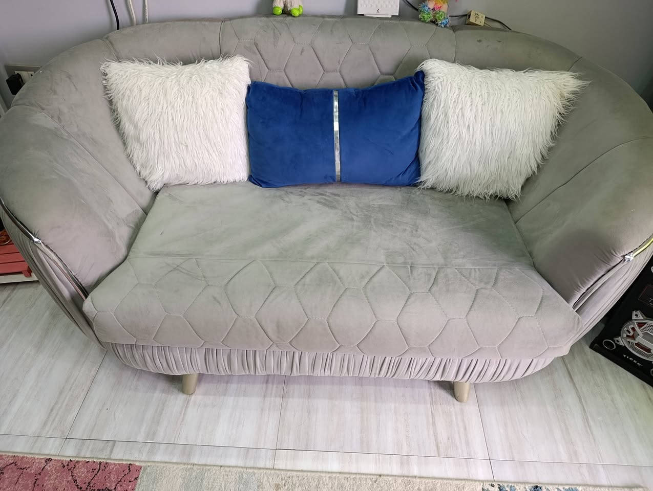 انتريه معمول عموله كنبتين وكرسي وترابيزه استعمال خفيف بحاله جيده للبيع السعر 3000


**إذا كنت صاحب هذا الإعلان وتريد حذفه لأي سبب، رجاءا أرسل رسالة إلى الدعم الفني**