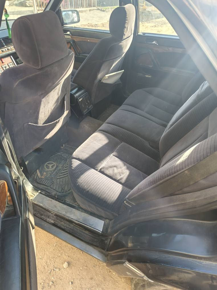 سلام عليكم مرسيدس شبح موديل 1992 مصبوغه عام ترتيب جماليه مواصفات فول كشنات كهرباء منضومة هوئ محور ديلكو 3000 خير من الله شلعه او معدل فول رقم السياره الانبار مشروع وطني تحويل ثاني يوم سنويه ما ساقطه مكان السياره بغداد الرقم ‏‪***********‬‏ او بالعافيه عاليخاذها بغداد, العراق
