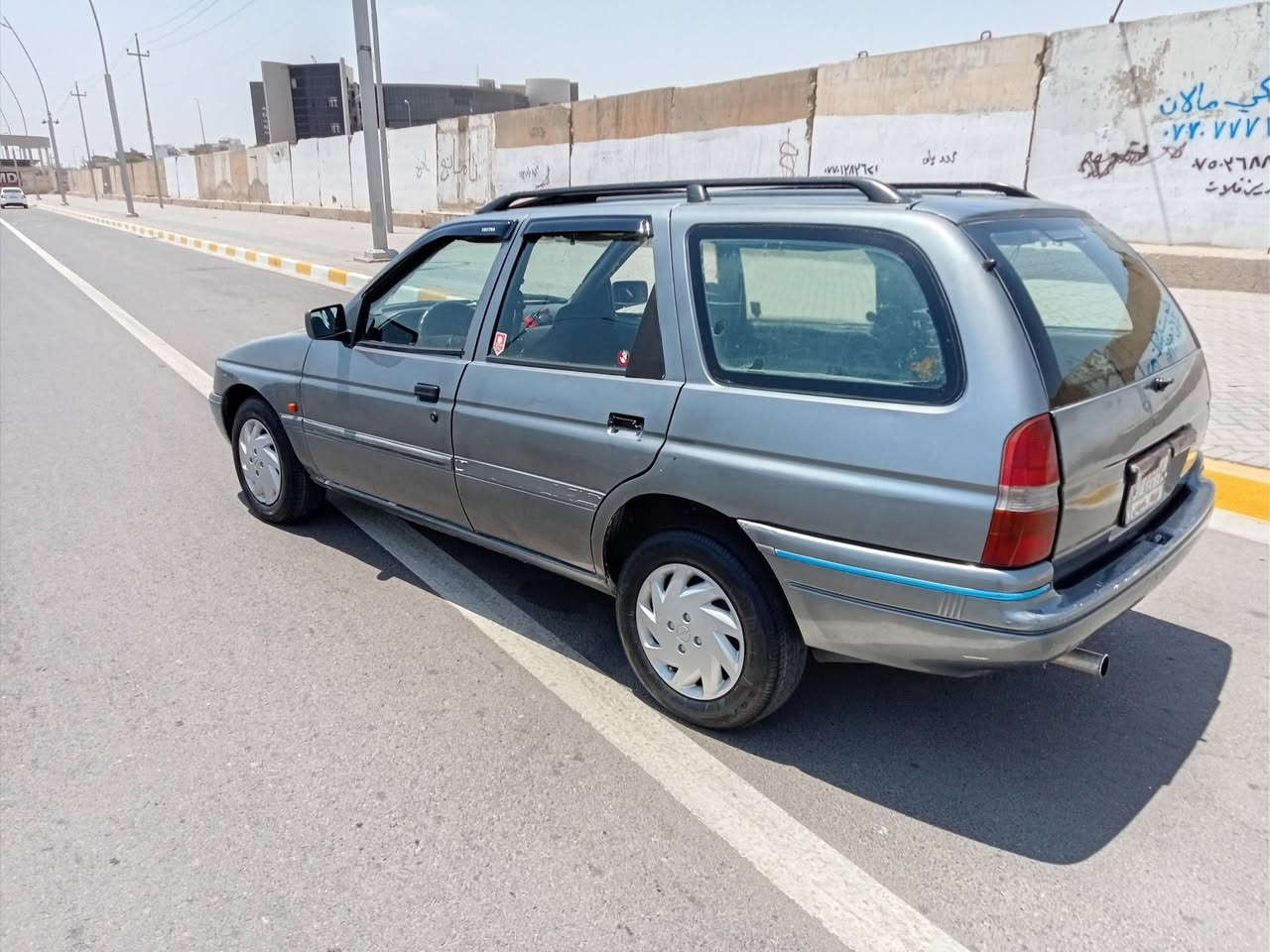 سلام عليكم ورحمة سياره فورت شرط التحويل و الوكاله كير محرك صدر كلها شرط مابي اي عيب جاهز سنويه عاج دفتر بنزين تايرات جديد كهربيات كله شغال سياره ربع مابي مصرف كله جديد ودفتر بنزين موجود سنويه عضم عاج السعر ١٢ وبي مجال قليل مكاني كركوك دروازه الرقم *********** من رخصت ال ادمين الحب
