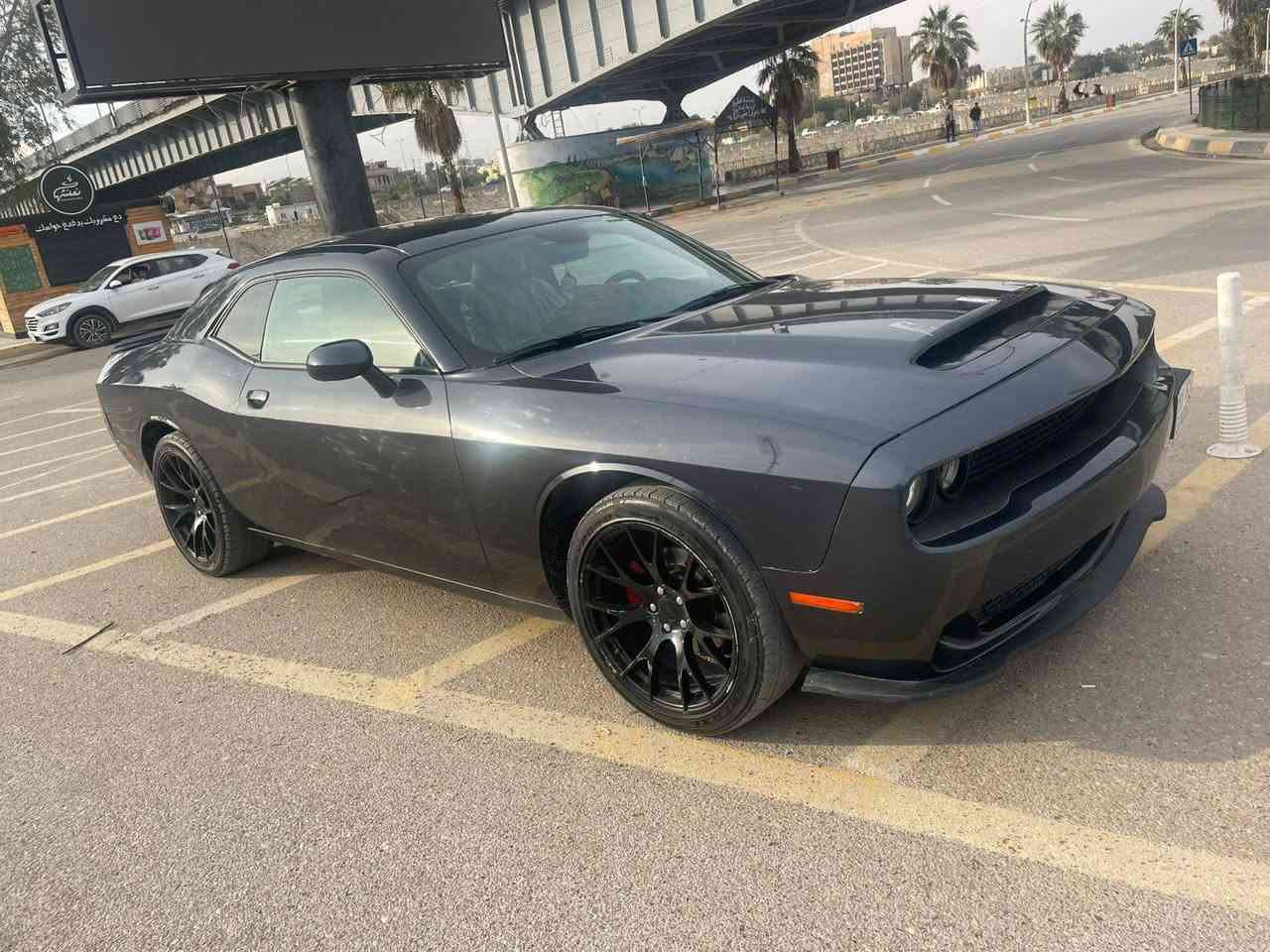 ((((((((((مكلف بالنشر))))))))))
دوج جالنجر (2019) V6
 رقم بغداد باسم صاحبها
 اللون نيلي غامق
 بدون دواخل بدون بجم 
 بدون ضربة قوية
 تبريد شغال
 محرك V6 سعة 3600
 صبغ 4 قطع منزل
 صور الحادث موجودة بالمنشور
 تحويل مباشر
 شادله كزوز ريمونت بـ 400 ألف
🛞 تخم ويل قياس 20
 كير ومكينة وتبريد بشرط
ضربات خفيفة جداً موضحة بالصور
 سيارة نظيفة ومرتبة وبالحقيقة أحلى
السـعـر 158 $
سيارة مال طبيب و ب اسمه و كلش معتني بيها 
مكان تواجد السيارة: ديالى / بعقوبة
: ***********
