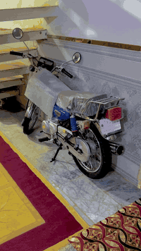 سلام عليكم نامه تعمير 25 قبل شهر من تعمرت شاصي احمد شهاب 23اوراق استنساخ دراجهه جديده كلش👌💙 950وبيها مجال وبيها مجال ***********
