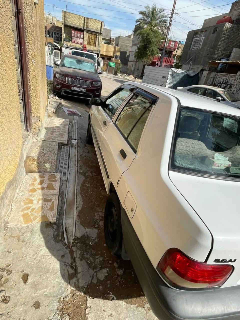 سايبه موديل 2018 إيراني اصلي
محرك كير تبريد صدر امامي خلفي تخم تايرات كله جديد 
كشر نظيف فقط شخط بل باب الي بضر السايق وبيها ملاحضات 
السعر  48
مكاني بغداد حي اور سنويه ب اسمي 
الرقم ***********

