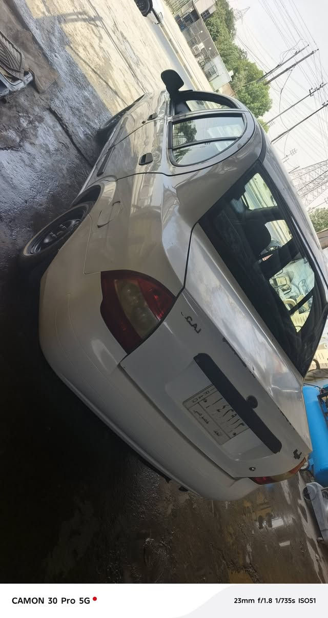 سلام عليكم
طيبه للبيع أو مراوس مديل ١٤ السياره مكفوله من الضربه والفتح 
بيه طخات بسيطه السعر ٣٨ وبيه مجال راعيه يريد مداور مكان السياره النجف الكوفه ‏‪***********‬‏ مكان السياره النجف الاشرف كوفه

