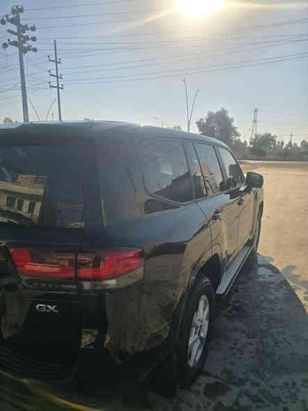 سلام عليكم البيع الانكروز موديل ٢٤ سياره جديد كفاله عامه ماشيه ١٦الف  رقم شمالي بسمي تحويل مباشر التصال ***********
