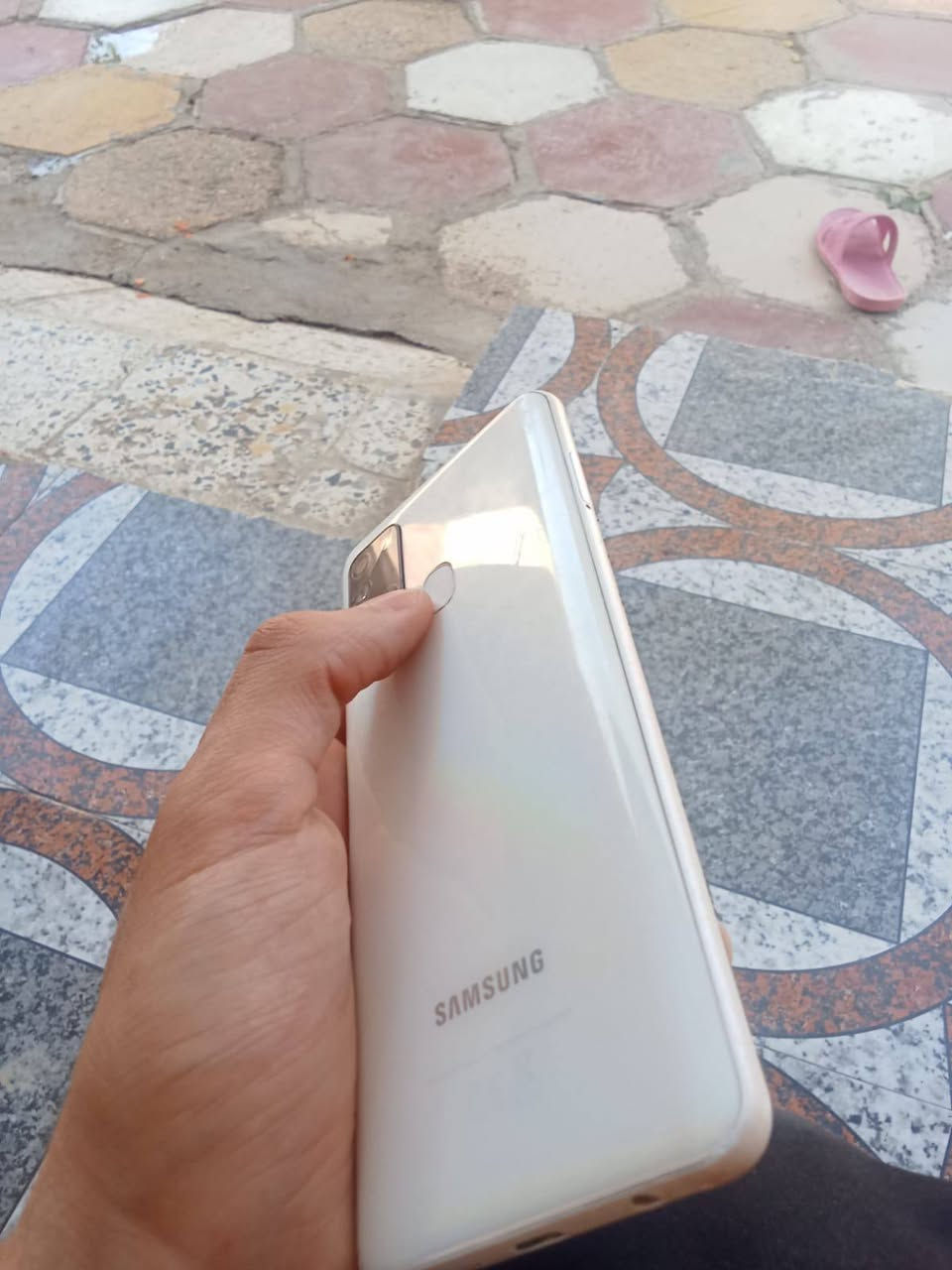 السلام عليكم A21 جهاز مبدل شاشه اصليه نضيف ملمس لا تعليك ولا شي بطاريه تمام التمام شحن تمام كله تمام مكاني قرنه ***********
