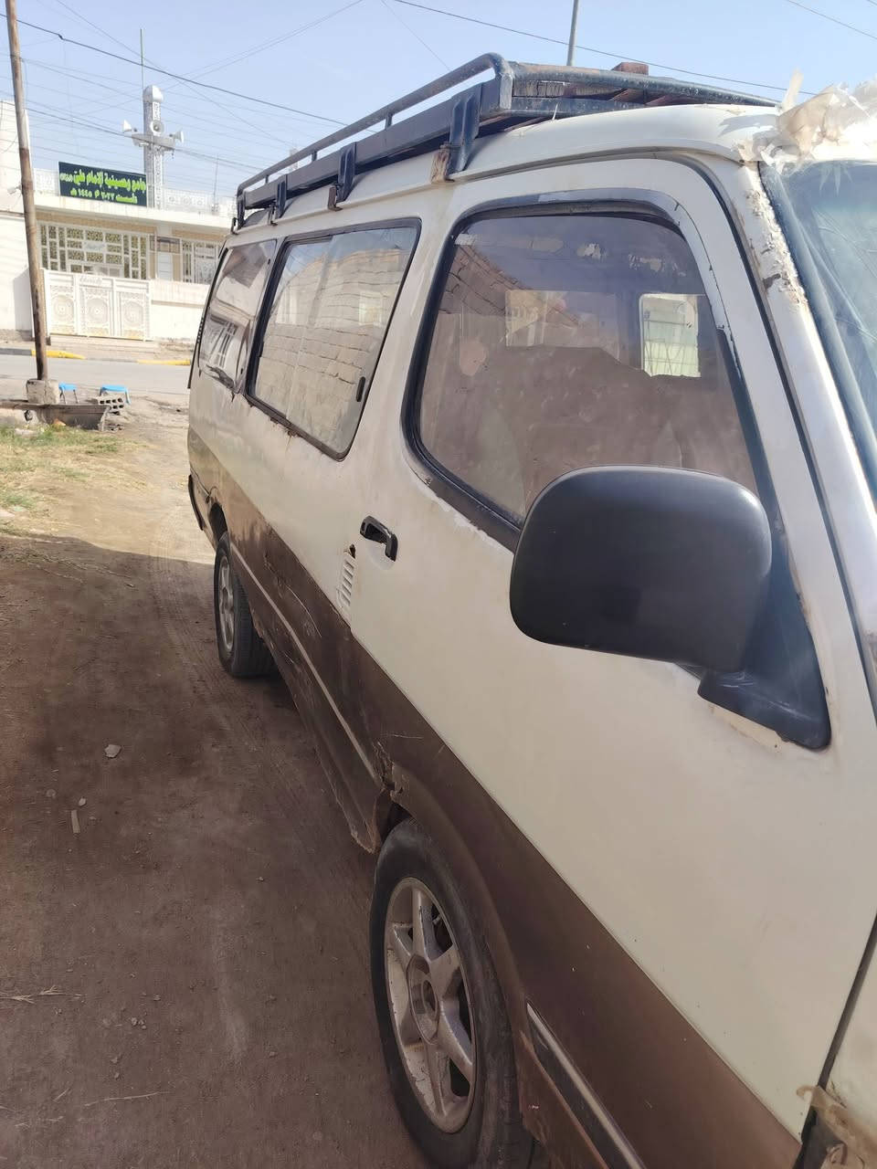 ***********السلام عليكم كيا للبيع ايفون المكان واسط 20 وبيها مجال
