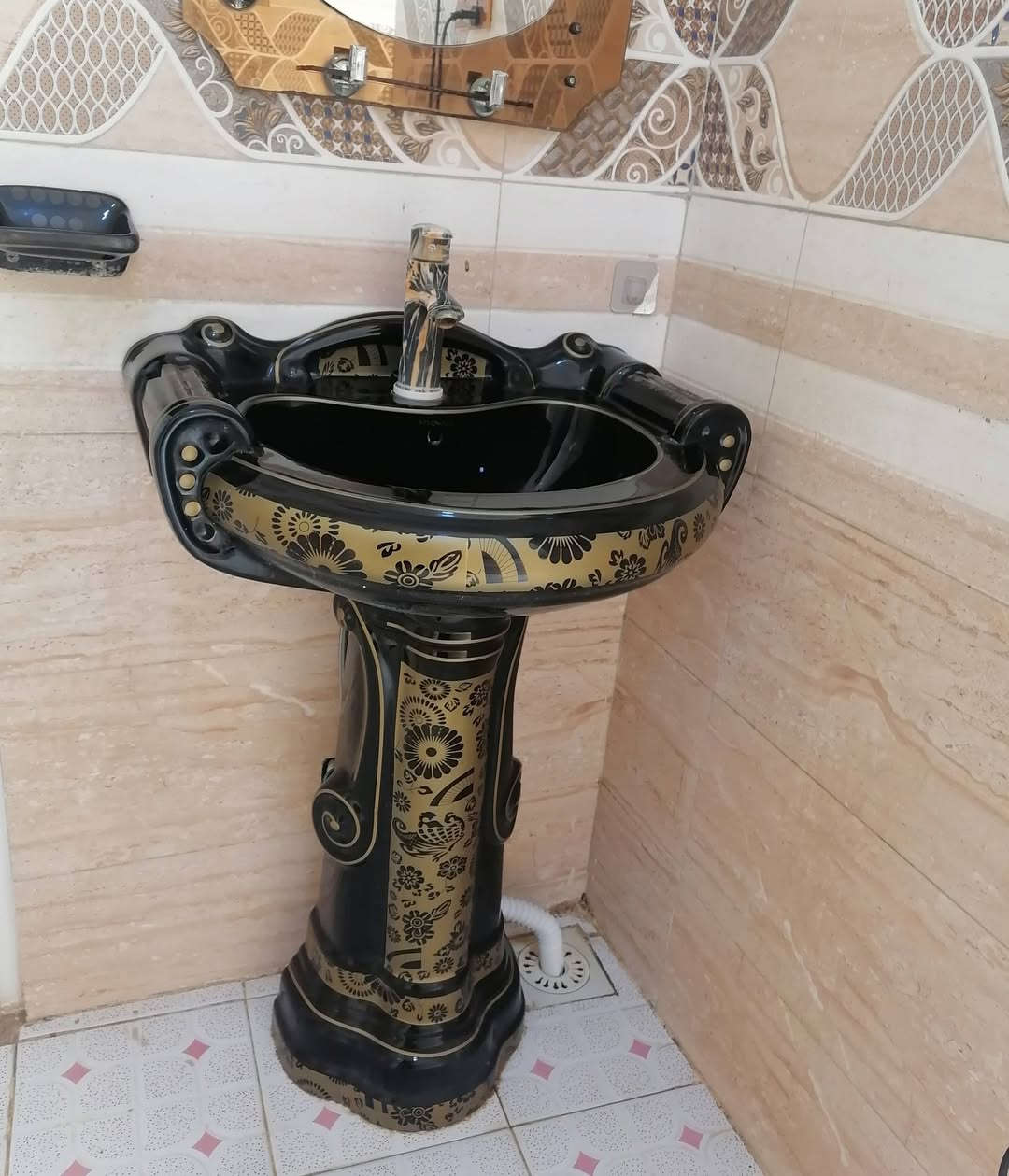 السلام عليكم مغسله كامله هيه وخلاطه سعره 60 نهايته مكاني الناصريه المركز رجا بس الشرايسلني


**إذا كنت صاحب هذا الإعلان وتريد حذفه لأي سبب، رجاءا أرسل رسالة إلى الدعم الفني**