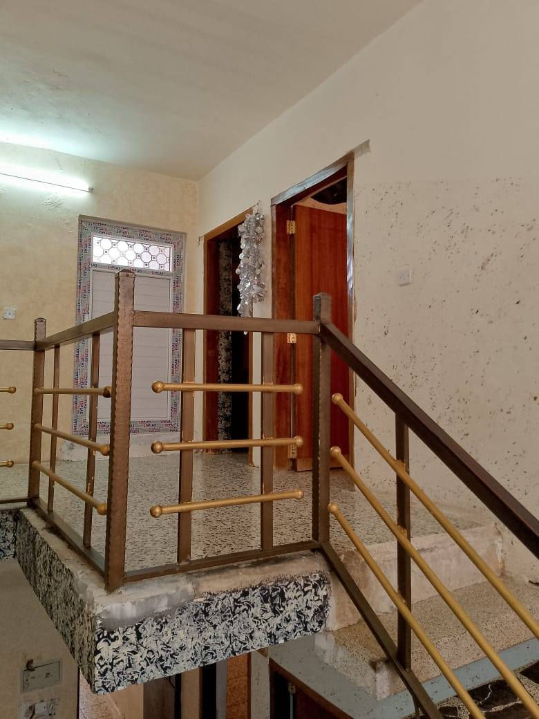 بيت ملك صرف للبيع قاطين 127متر
لوفة الناحية قريب على بيت شيخ سعيد الجاسم الي يريد تفاصيل اكثر يتفظل هاذه رقمي واتساب ***********
