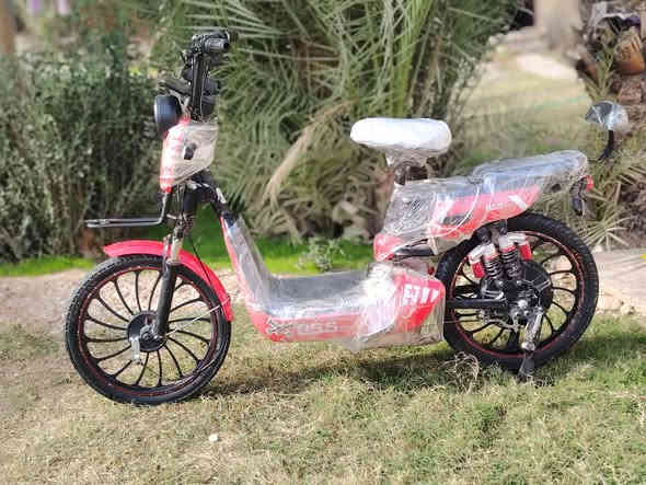 السلام عليكم مطور شحن للبيع حجم 20 بطاريات 5 فوول الفول كلشي شغال ما عايزو بس جاملغ وره السعر 300 و بي مجال شي قليل الرقم *********** او مراسله الصفحه المكان سديره
