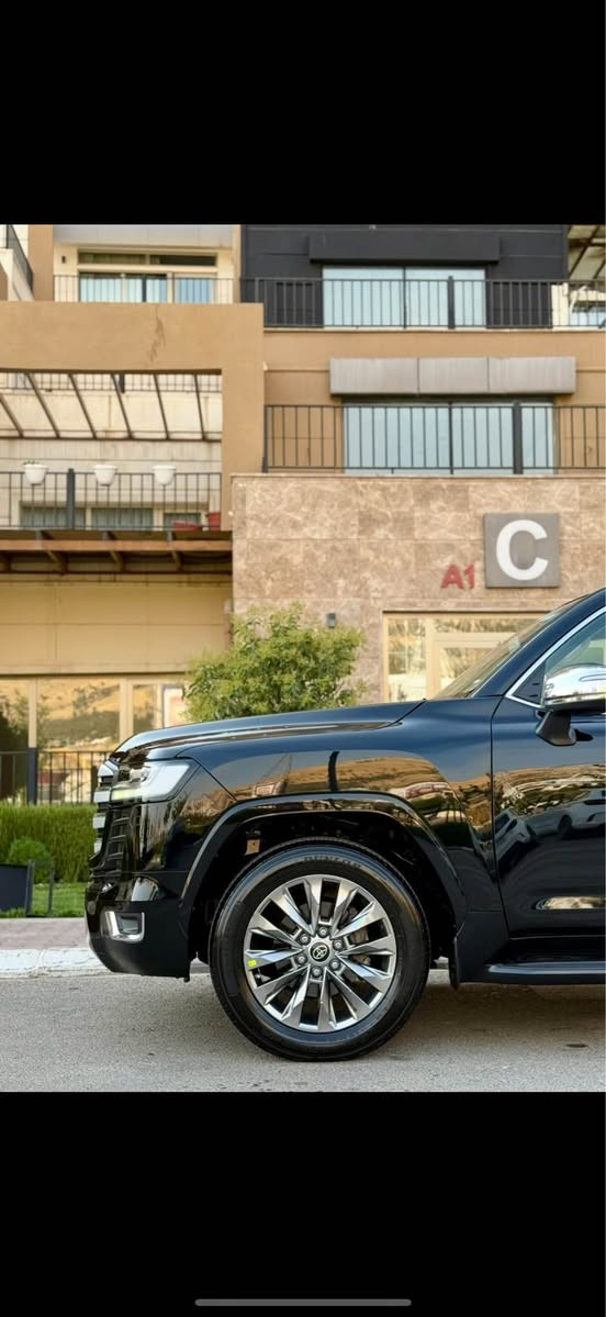 تويوتا •••• لاندكروز  (VX).   ✅✅  

موديل•VX/ 2022   ✅✅ SAS ( ساز ) تنفس طبيعي

_فول مواصفات ••• 3 شاشات ((تطبيق))
_6 :: سلندر  محرك  عادى 
_جديدة جدا بحالة الوكالة  🔴  دعامى لدعامى ب شرط 📦
ماشى(   52  )الف كيلو

‏سةنوي باسمي ‏راسان تحويل

_جنطة كهرباء 
_تبريد كشنات
_كراسي كهرباء 
_جلد بيجي 
_سلايت
_3 شاشات بلاديه
_تشغيل  عن بعد 
_السياره فول 1/1
_مكبرات JBL
_شاشةكبير 
_كيچ ديجتال 

_للاستفسار اكثر عن الاسعار والتفاصيل 

   ✅✅☑️☑️☑️☑️✅✅

سعر  $645..,

العنوان ::: سليمانيه

الاتصال على الأرقام 
***********  ☎️☎️ السليمانية, العراق
