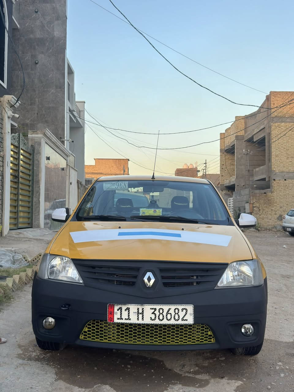 رينو لوكان ٢٠١٧
بغداد زعفرانيه ب٦٢
***********
