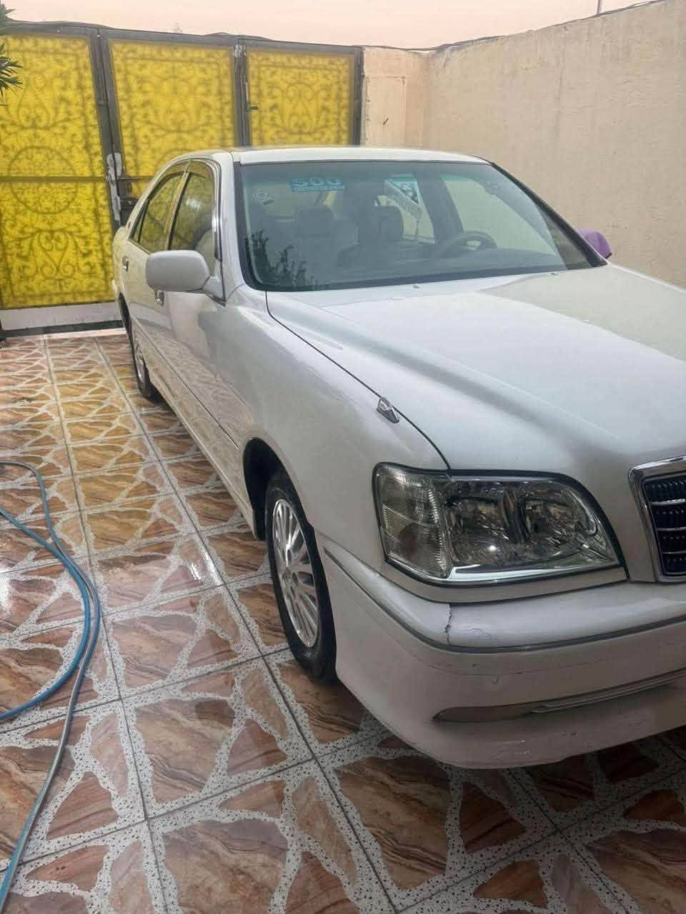السلام وعليكم ملكه موديل 2001 اصل رقم كركوك بسمي هزه جديده كتاب كمرك كامل باقيه دفع كمرك فقط مكينه ففتي سياره مكفوله كص وضربه سياره جديده كرستال اصل 3 دكم تبريد حداديه مكينه كارتون جاهزه من كلشي السعر 65 قفل رقم هاتف *********** مكان البصره
