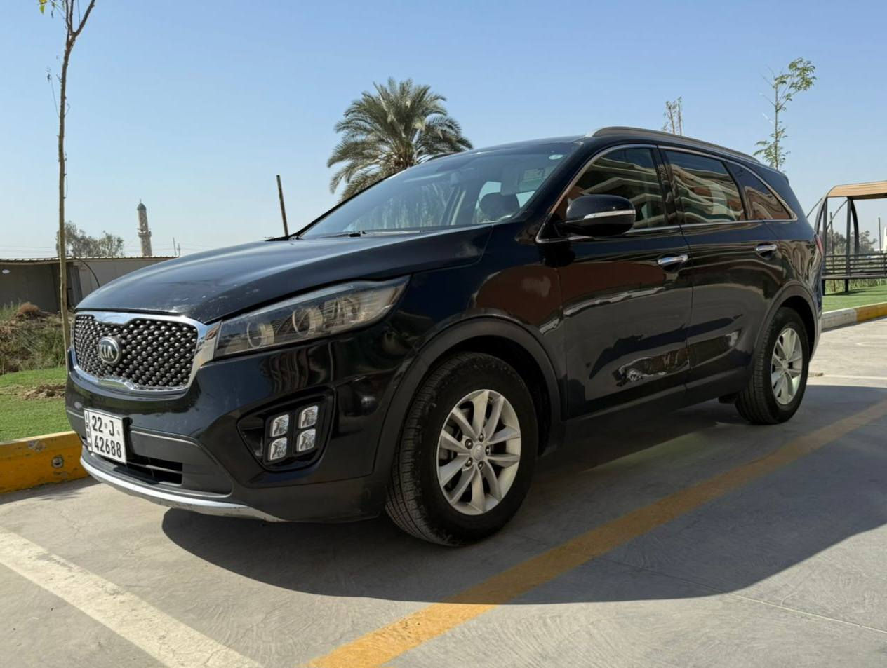 سلام عليكم
كيا سورنتو ٢٠١٥ شكل ال ١٦ EX

لون اسود رقم اربيل انكليزي هزه ١٣/١٠/٢٠٢٥

 تحكم استيرن جهتين 

كير ثلاث وضعيات  سبورت نورمال ايكو

ماشيه 104 قابل للزيادة

وارد امريكا حادث خفيف جاملغ ايسر وجزء من البنيد 

وصبغ باب وجاملغ خلفي عكس السايق 

٤ سلندر ٢٤٠٠ GDI

٥ راكب 

محرك كير صدر تبريد 

السيارة جاهزه مابيه اي نقص
رقم الشاصي 
5XYPG4A30GG034518
السعر 145$ ورقة وبيه مجال بسيط 

للاستفسار الاتصال على الرقم 

***********

***********
