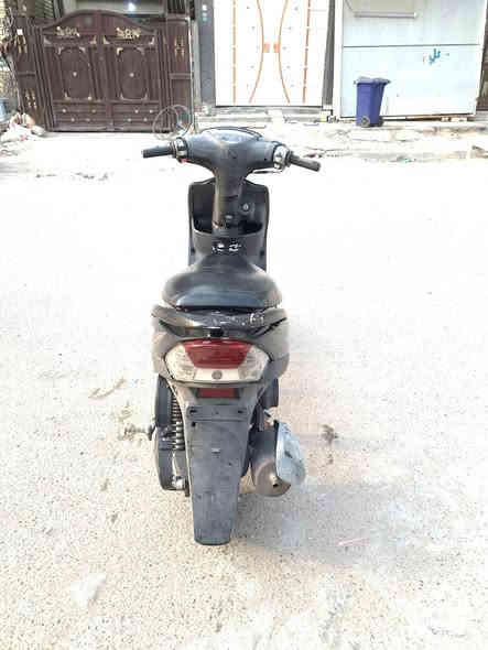 السلام عليكم ماكس عدله كفاله عامه برغي مامفتوحً بيها خرسه رمبه دراجه جيب وياكًفيتر سلف كابريتر كله اصلي دراجه  كلها شغاله من طول لطول حالها حال الرمبه سعرها 750وبيها شي بسيط مكاني حيً اور رقمي ***********
