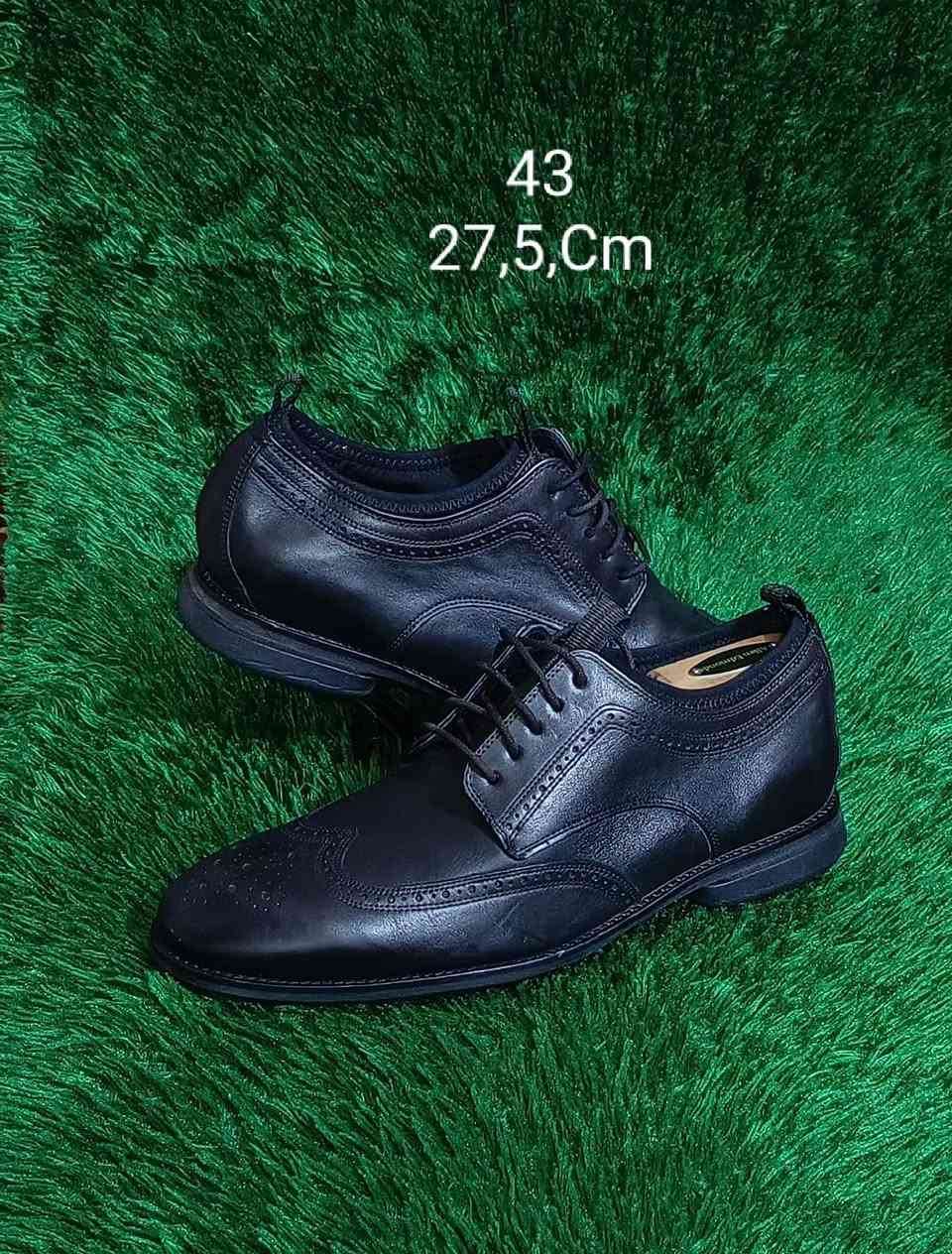 👞احذيه رسمي فقط باله اورجنال 
نظافه فول اورجنال شرط باله اصلي 
قياسات مختلفه 
لمعرفة الاسعار بلخاص 
يوجد توصيل جميع المحافظات 🚛 
***********📱
